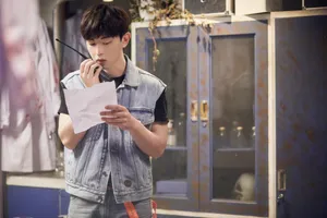 邓伦《密室大逃脱2》收官剧照图片_2