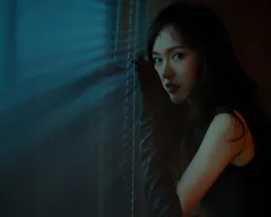 唐嫣性感黑色系大片写真图片