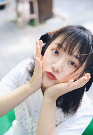 凌美仕俏皮少女写真图片_1