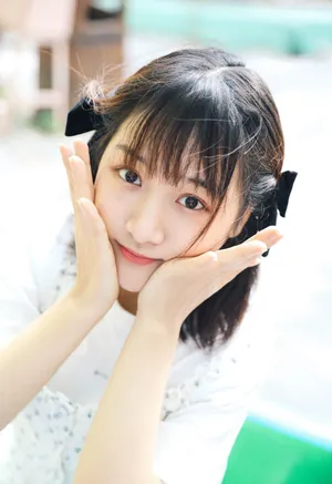 凌美仕俏皮少女写真图片_2