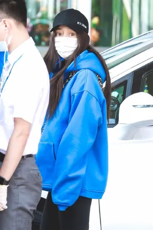 angelababy简约清新私服街拍图片_6