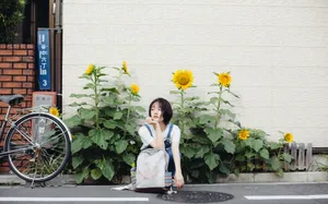 凌美仕甜美春日街拍写真图片_3