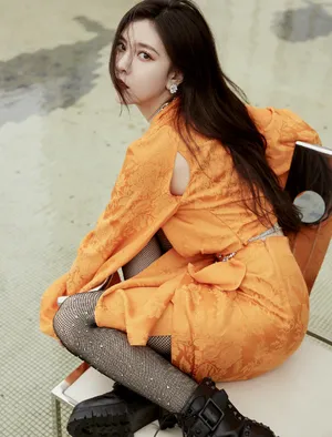 宋妍霏钻石口罩飒美写真图片_4