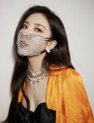 宋妍霏钻石口罩飒美写真图片_8