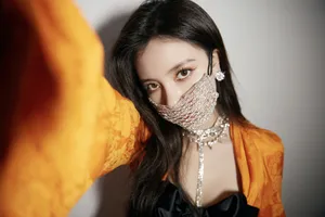 宋妍霏钻石口罩飒美写真图片_10