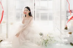 哈妮克孜黑天鹅造型性感写真图片_7