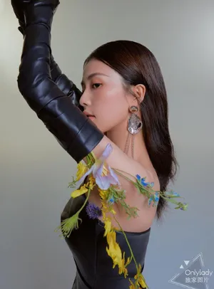 白鹿半甜主义时尚大片写真图片_1