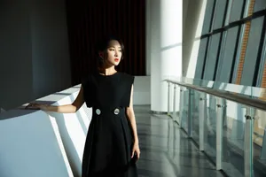 马苏黑裙性感撩人写真图片_5