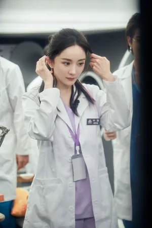 杨幂《密室大逃脱2》第九期剧照图片_5
