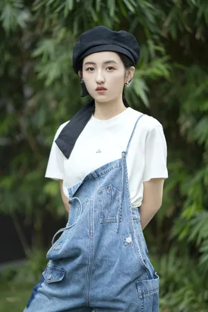 张子枫秋日小清新写真图片_1