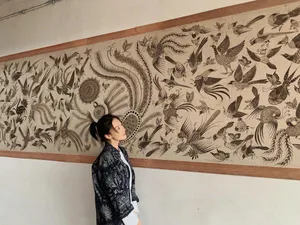 张馨予茶山民族风外套休闲惬意美照图片_1