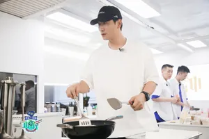 张亮《中餐厅第四季》第六期剧照图片_5