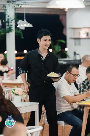 黄晓明《中餐厅第四季》第七期剧照图片_3