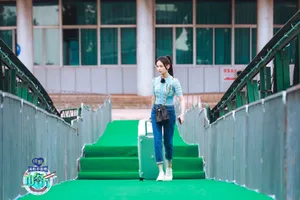 杨超越《中餐厅第四季》第八期剧照图片_8