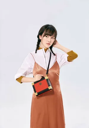李墨之复古少女风写真图片_1
