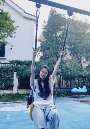 魏一休闲风甜美街拍照图片_2