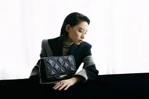 李斯丹妮洒脱性感写真图片_2