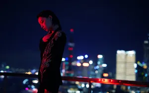 李斯丹妮酷飒夜拍写真图片