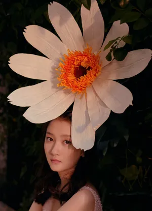 关晓彤花粉蛋糕裙写真图片_5
