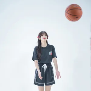 程潇运动风甜美写真图片_6