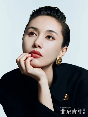 王子文优雅性感写真图片_8