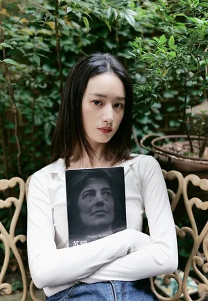 郭晓婷初秋温婉随性写真图片