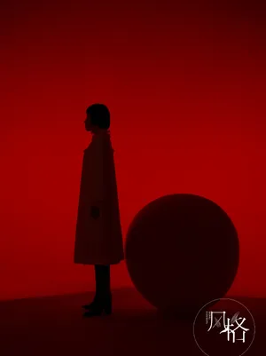 上官喜爱短发摩登大片性感写真_9
