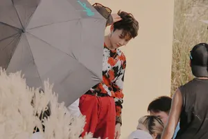 刘雨昕尼龙杂志封面写真图片_2
