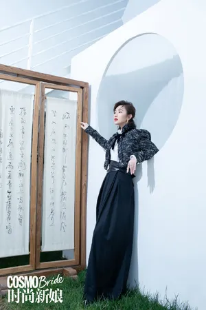 毛晓彤抹胸裙性感写真图片_8