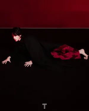 井柏然光影硬照大片写真图片_6