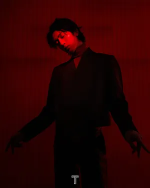 井柏然光影硬照大片写真图片_7