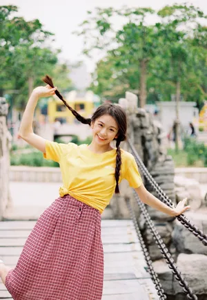 魏一小清新甜美性感写真图_3