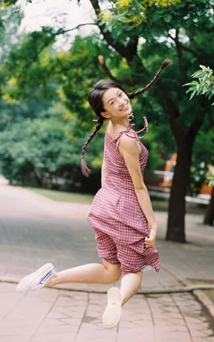 魏一小清新甜美性感写真图_11