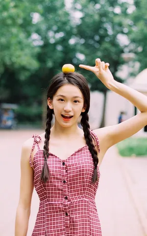 魏一小清新甜美性感写真图_15