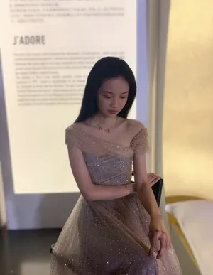 孙伊涵长裙性感写真图片_6