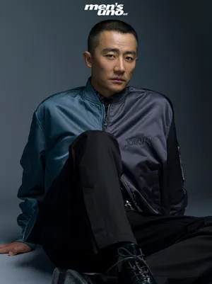 黄轩寸头造型硬朗大片写真图片_5