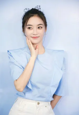 袁姗姗马尾辫蝴蝶结清纯俏皮写真图片_3