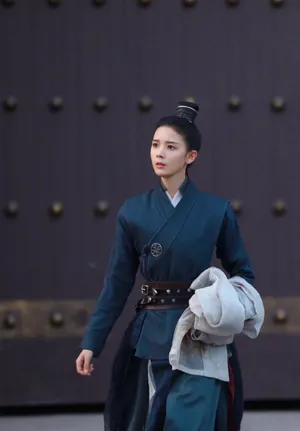 陈瑶《少女大人》片场花絮图片_9
