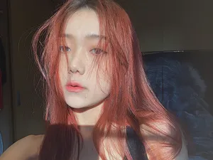 希林娜依·高甜美养眼自拍图片_1