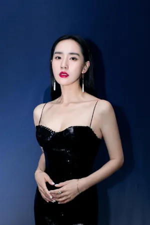王智吊带长裙优雅魅力写真图片_3