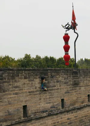 周笔畅心形耳环性感图片写真_8