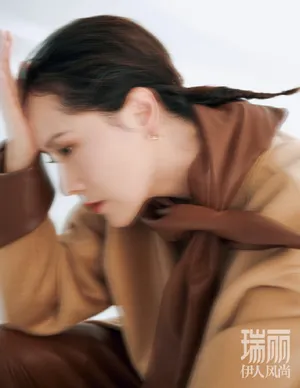 海清做主编主题封面性感写真