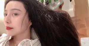 范冰冰条纹衬衫红唇魅力自拍图片_4