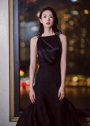 童瑶黑色长裙优雅写真图片_3