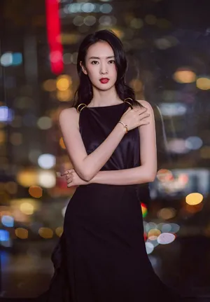 童瑶黑色长裙优雅写真图片_5