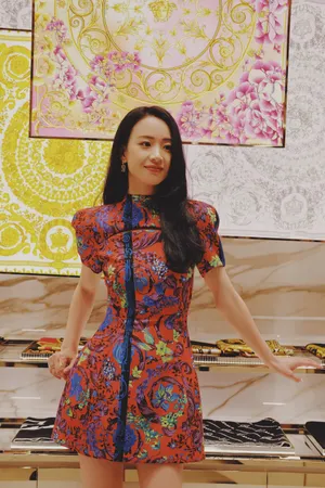 李梦成都复古印花短裙写真图片_7