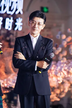林雨申绑带西装优雅绅士造型图片_4