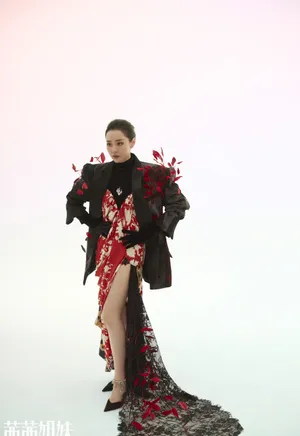 张靓颖糖果色时尚大片写真图片_8