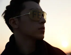 许魏洲复古未来主义写真图片_6