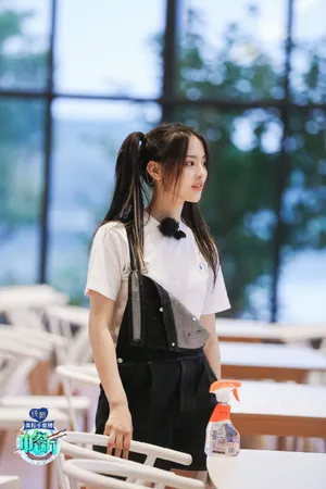 杨超越《中餐厅第四季》第九期剧照图片_7
